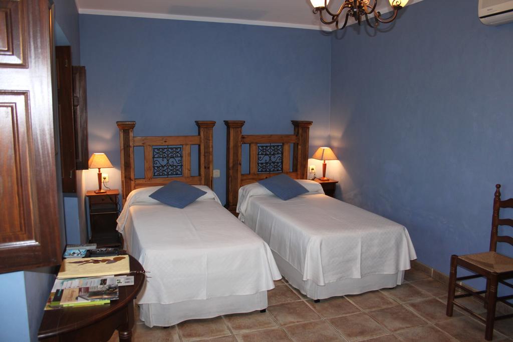 Mesa Del Conde Hotel San Felices de los Gallegos Quarto foto