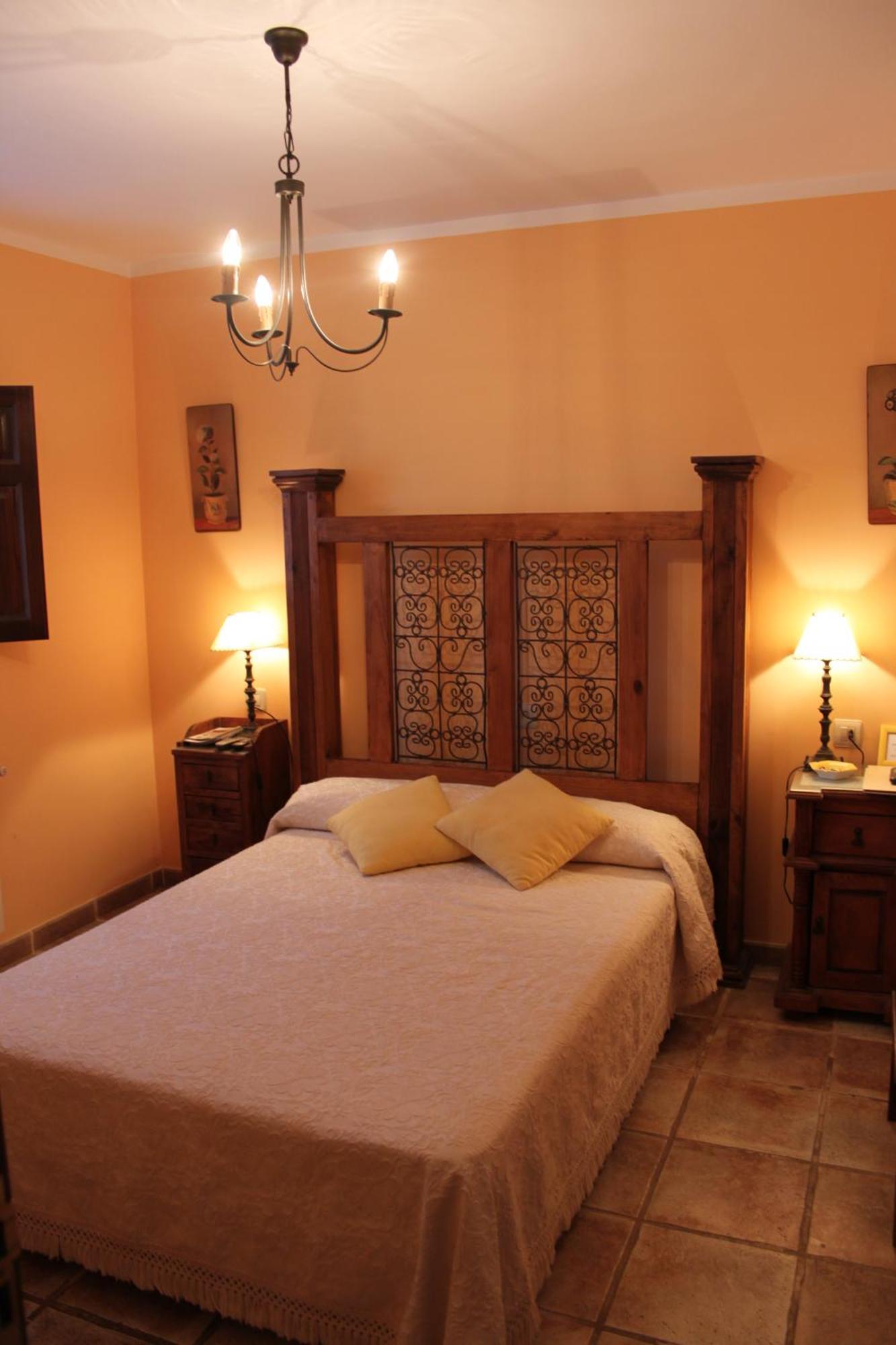 Mesa Del Conde Hotel San Felices de los Gallegos Quarto foto