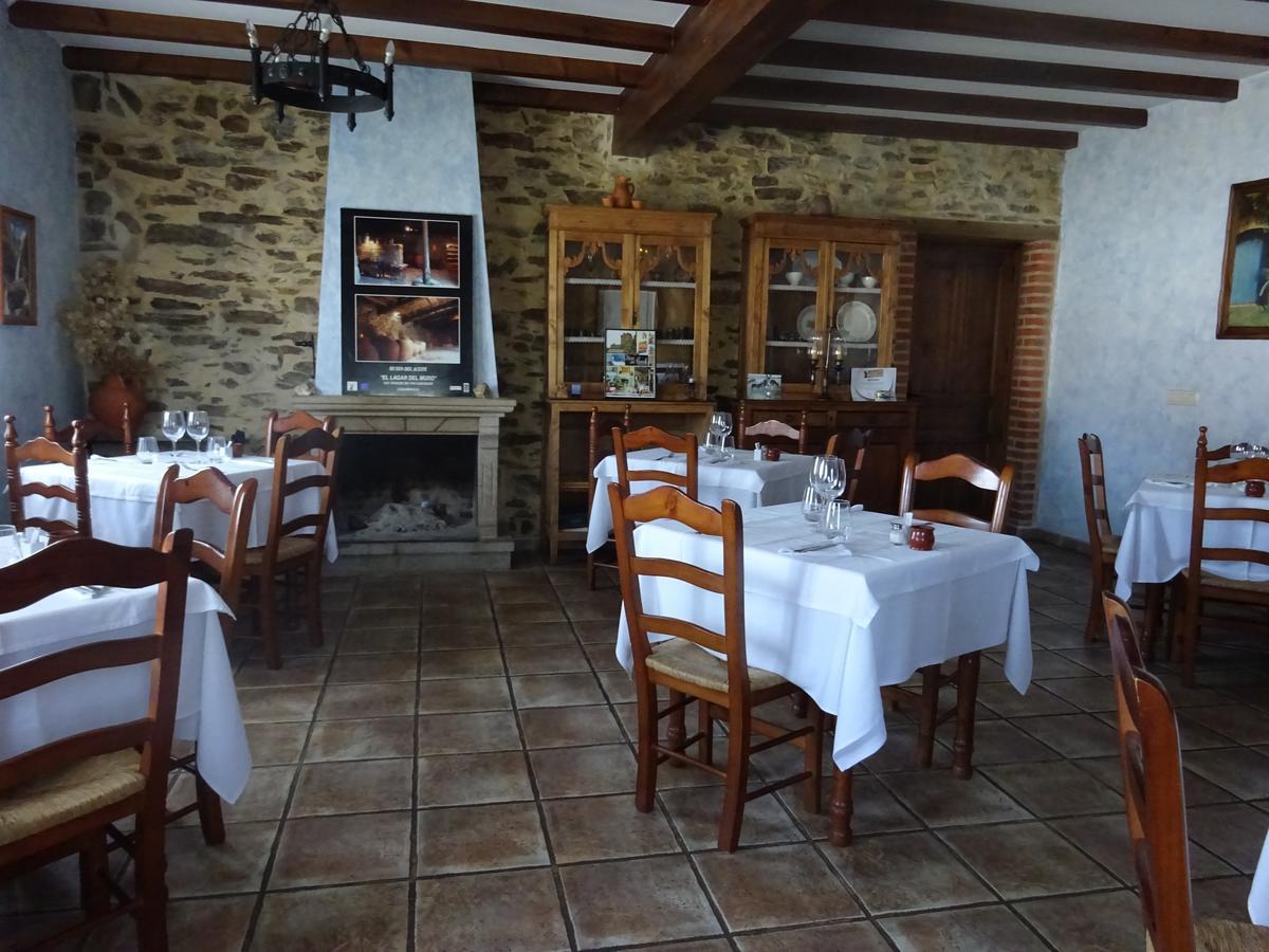 Mesa Del Conde Hotel San Felices de los Gallegos Exterior foto